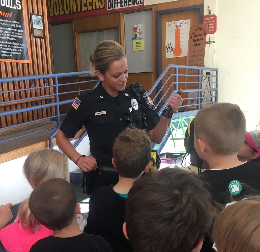 Officer Builds Rapport with Students